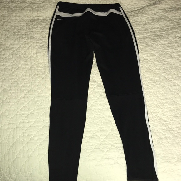 Adidas - Picture 4 of 4